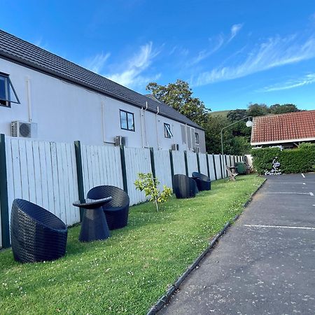 Tudor Court Motor Lodge Auckland Exterior photo