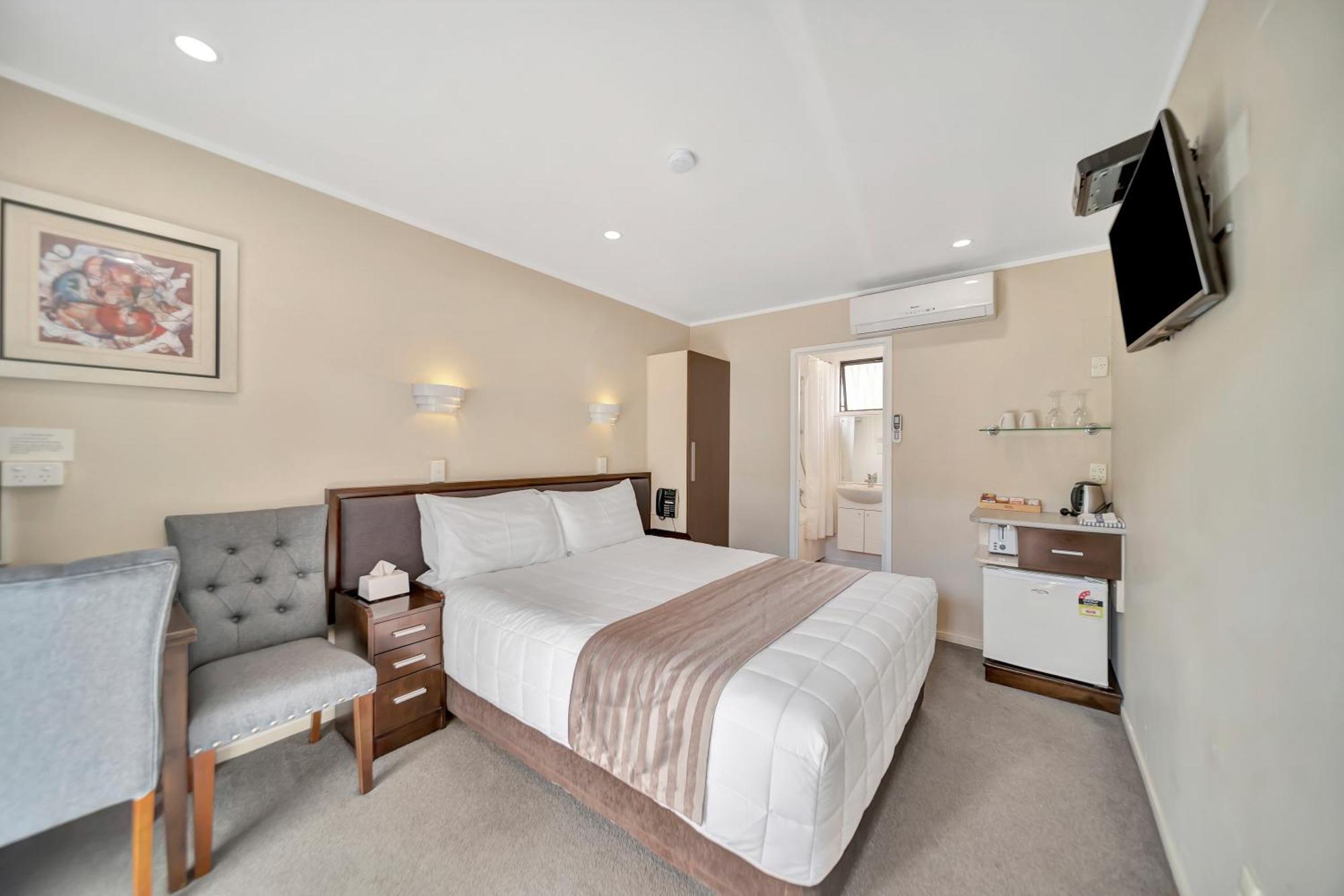 Tudor Court Motor Lodge Auckland Exterior photo